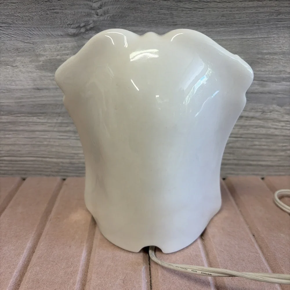 Vintage Porcelain Night Light Lamp with Angels Cherubs 6.25